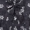 Blusa con lazo y ojales Trompe L’Oeil
