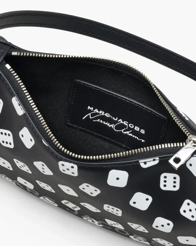 Bolso bandolera con charm Derrick Adams X Marc Jacobs