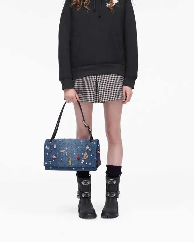Bolso doble grande de denim con charms