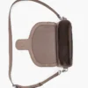 Bolso tipo bandolera grande Pebble