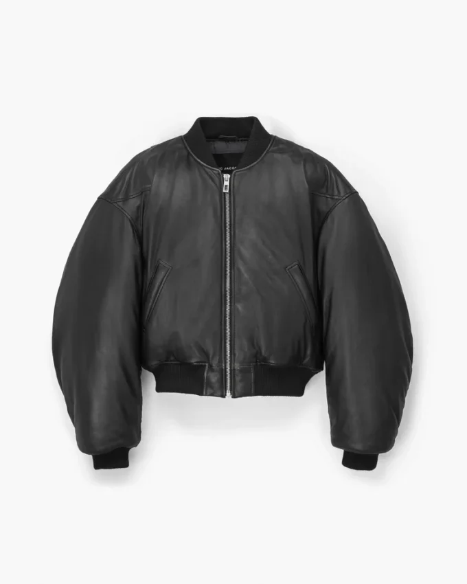 Bomber de cuero abullonado