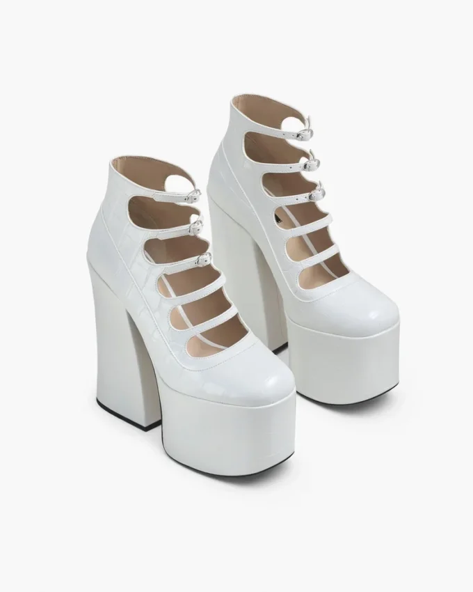 Botines Kiki con relieve de cocodrilo