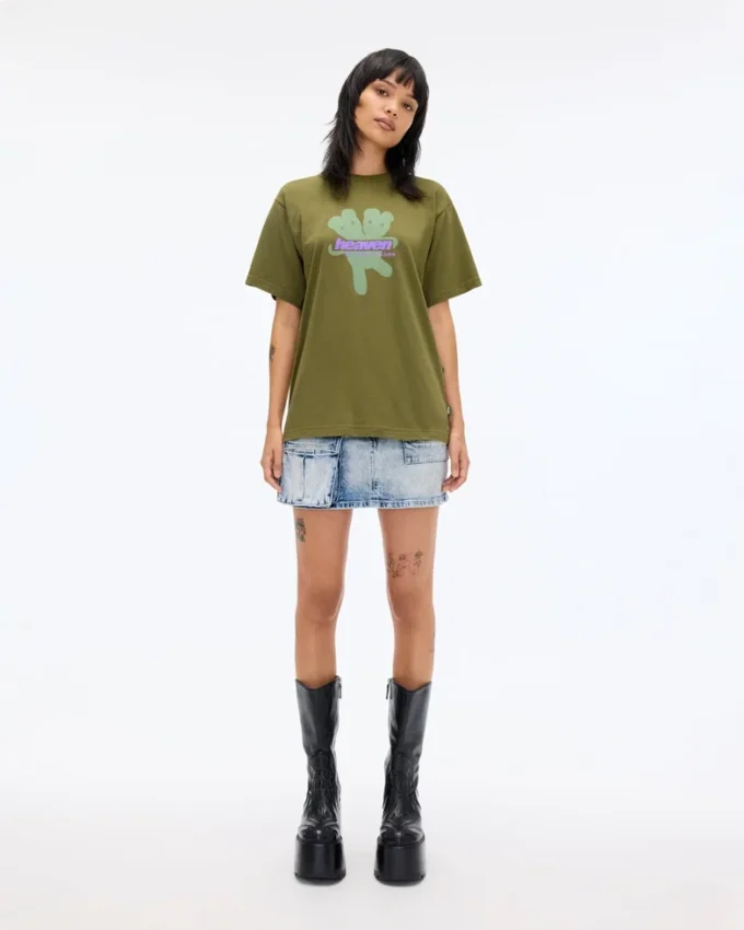 Camiseta con el logotipo Heaven