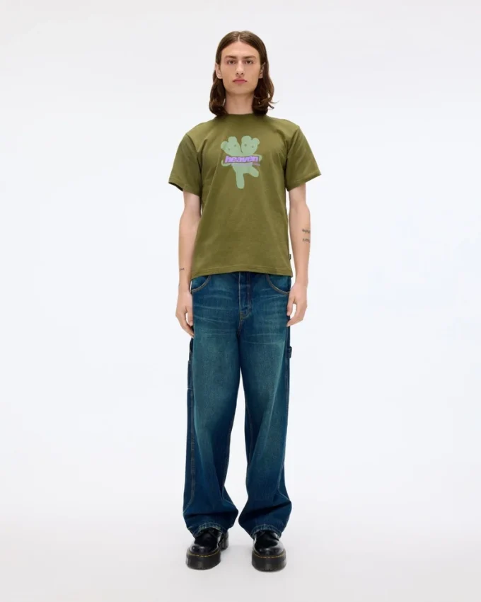 Camiseta con el logotipo Heaven