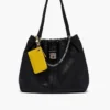 Cartera con cremallera superior y charms