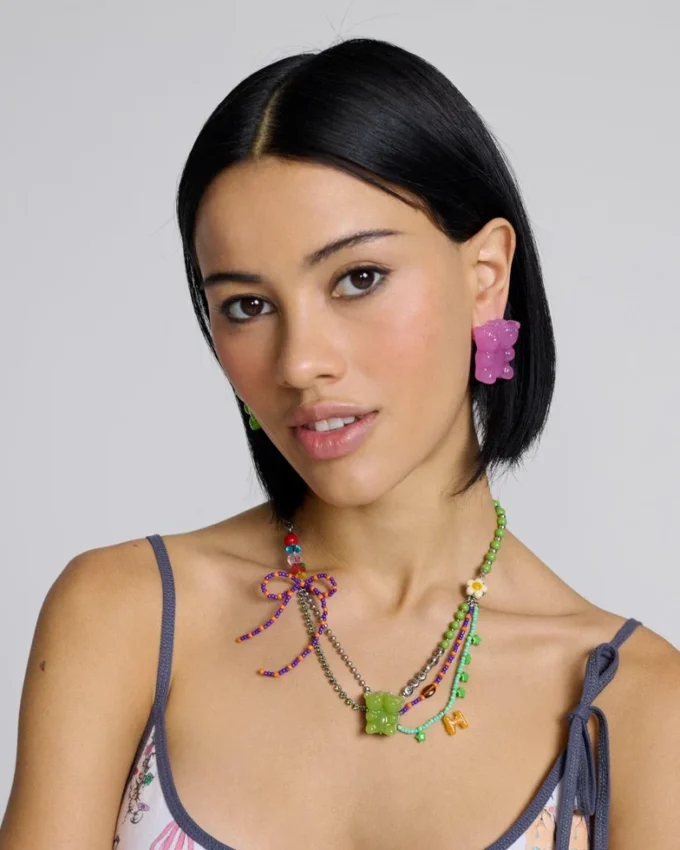 Collar con colgante de goma