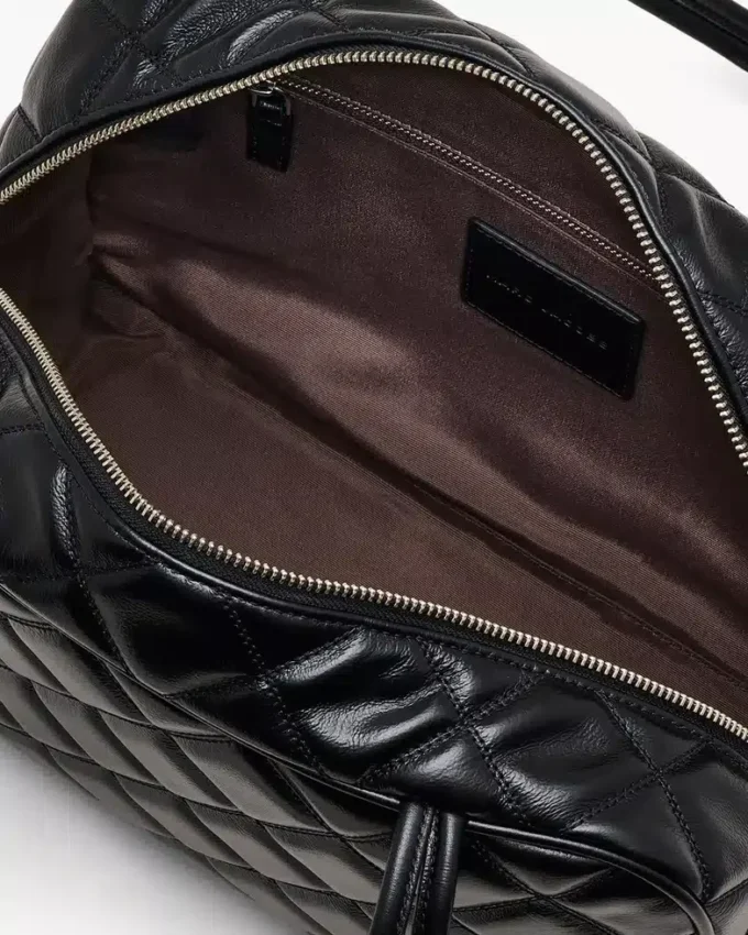 El bolso doble de cuero acolchado El bolso doble de cuero acolchado