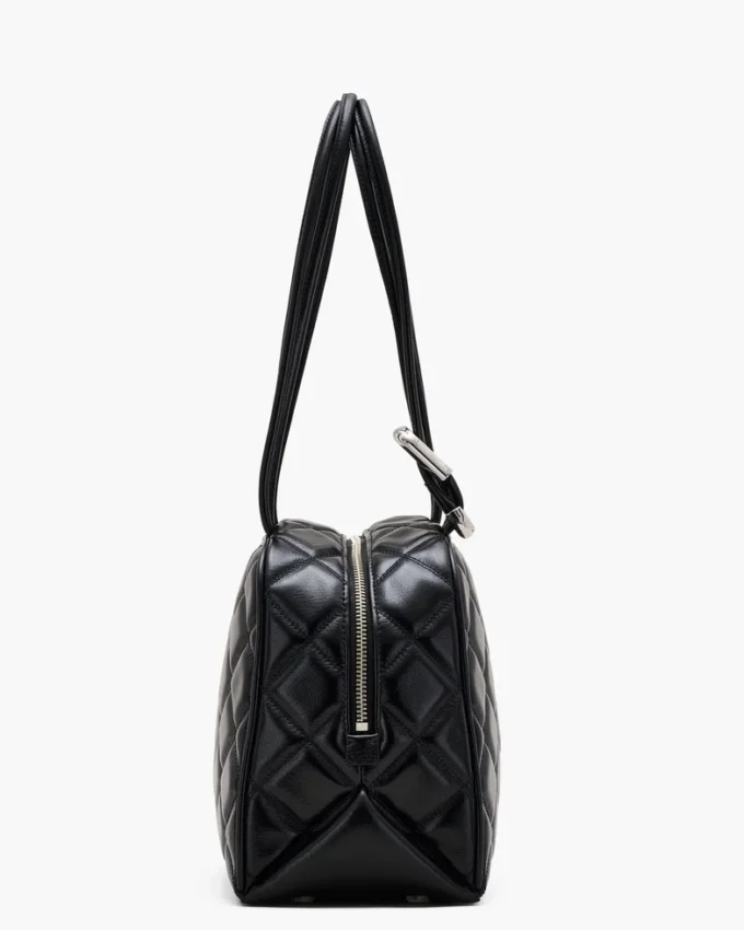 El bolso doble de cuero acolchado El bolso doble de cuero acolchado