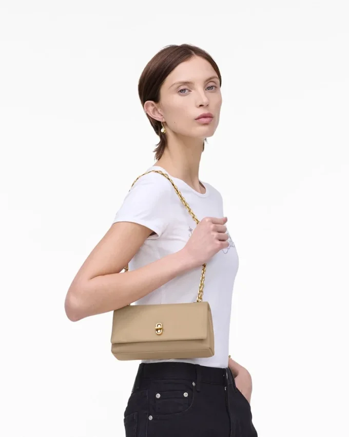 El bolso mini con doble cadena