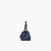 El bolso mini dual de denim con charms