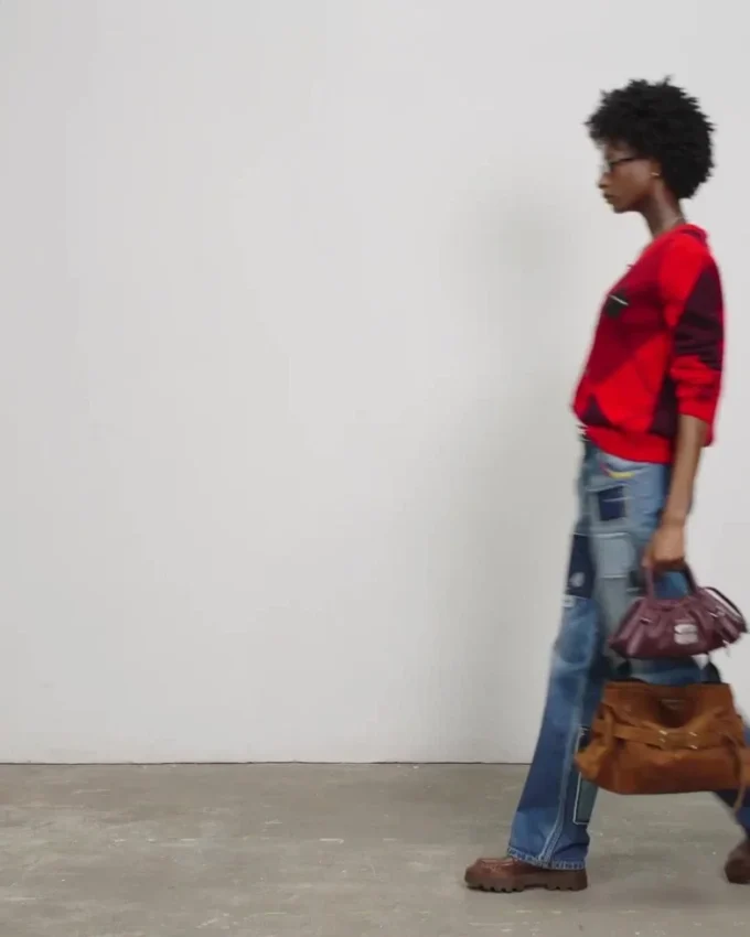 El bolso pequeño Cristina