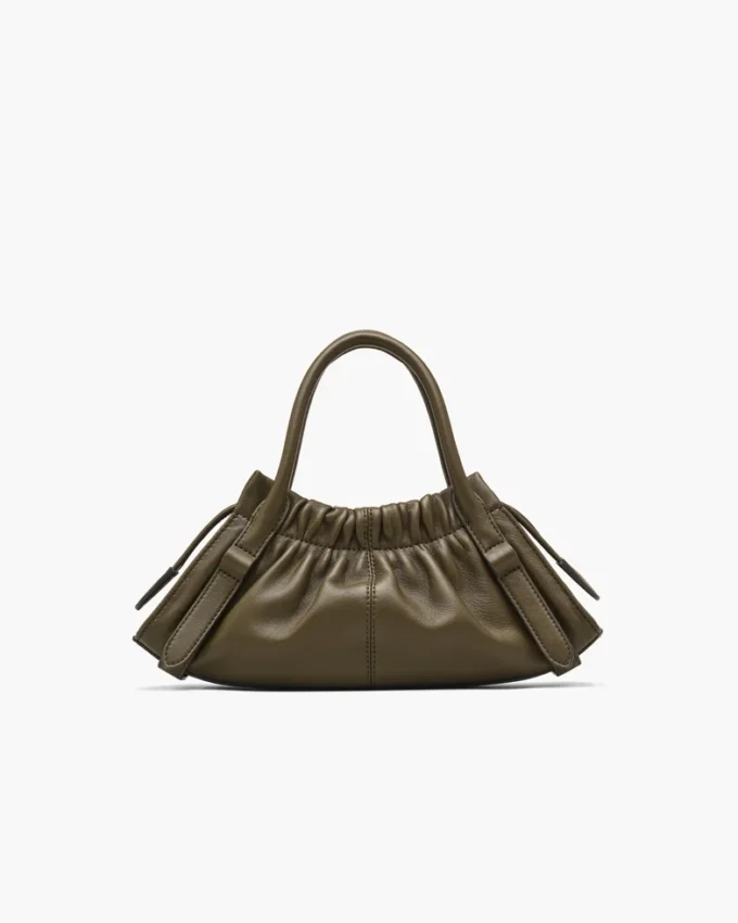 El bolso pequeño Cristina