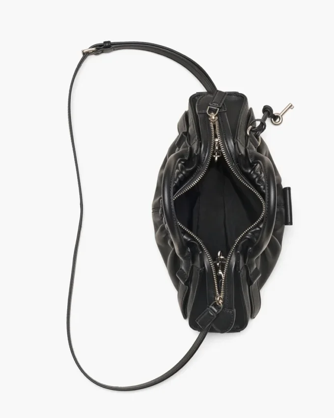 El bolso pequeño Cristina