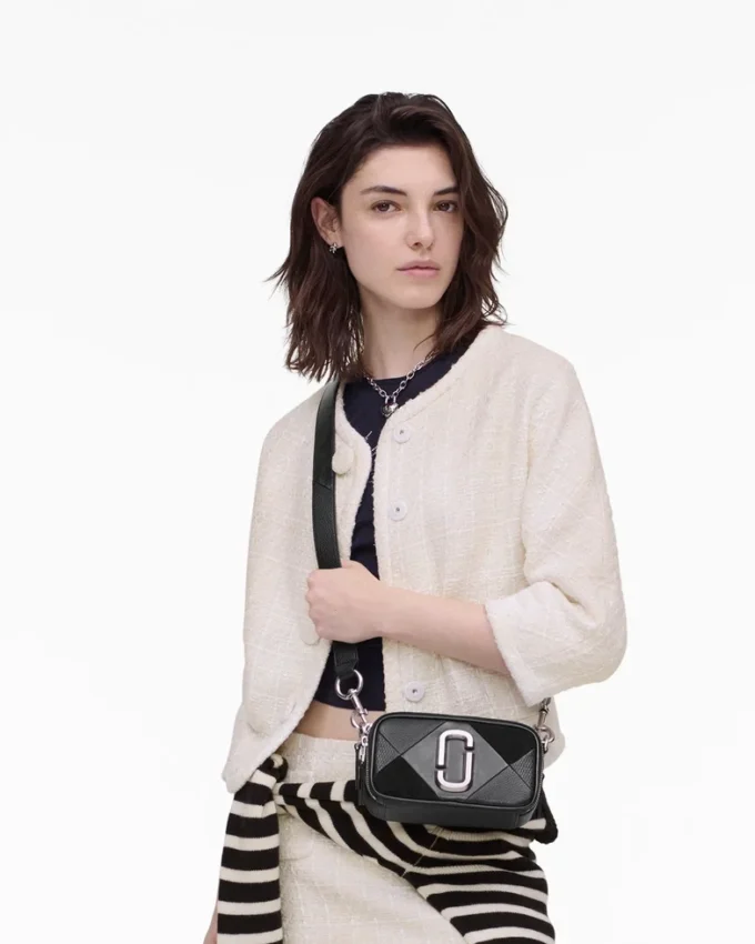 El bolso The Snapshot de ante con patchwork
