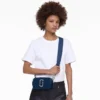 El bolso The Snapshot de denim con cristales El bolso The Snapshot de denim con cristales