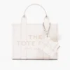 El charm para bolso Nano Tote Bag