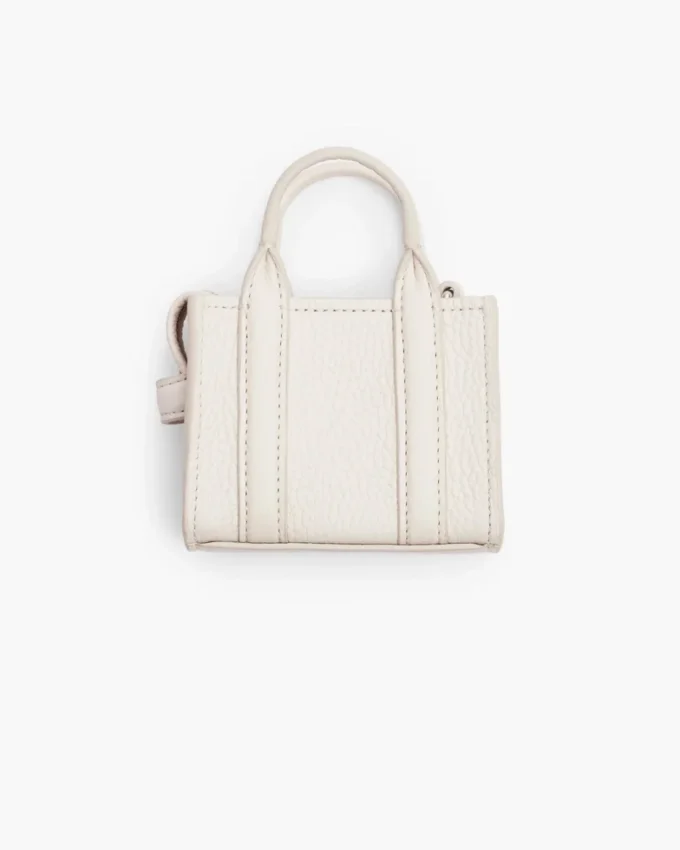 El charm para bolso Nano Tote Bag