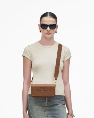 El mini bolso de cuero