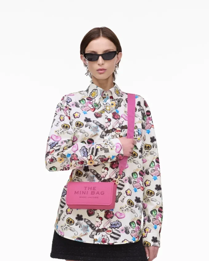 El mini bolso de cuero El mini bolso de cuero