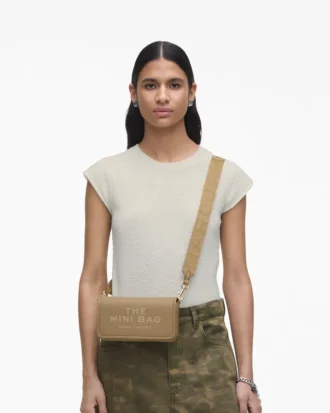 El mini bolso de cuero