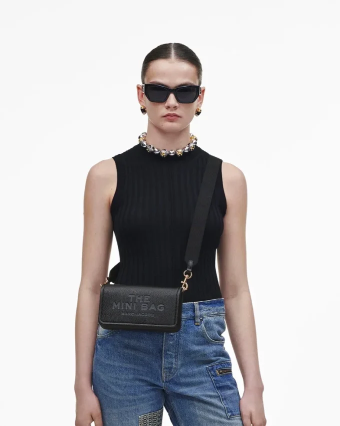 El mini bolso de cuero