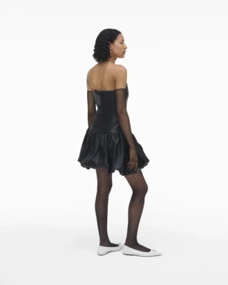 El vestido burbuja de cuero