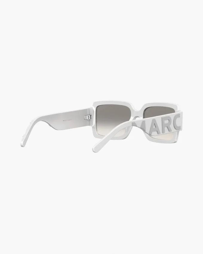 Gafas de sol cuadradas con espejo y logotipo llamativo
