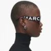 Gafas de sol cuadradas con logotipo llamativo
