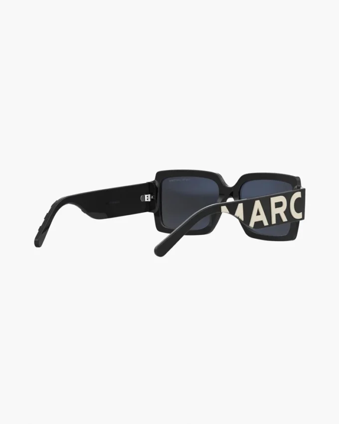 Gafas de sol cuadradas con logotipo llamativo