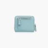 La cartera compacta y delgada para el día a día