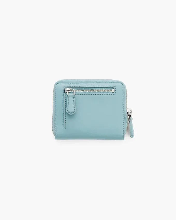 La cartera compacta y delgada para el día a día