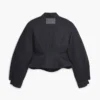 La chaqueta vaquera acampanada La chaqueta vaquera acampanada