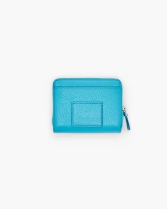 La mini cartera compacta de cuero
