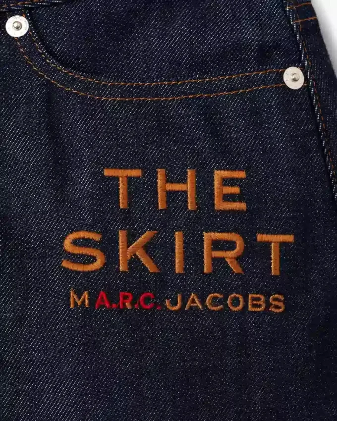 La minifalda A.P.C. X Marc Jacobs