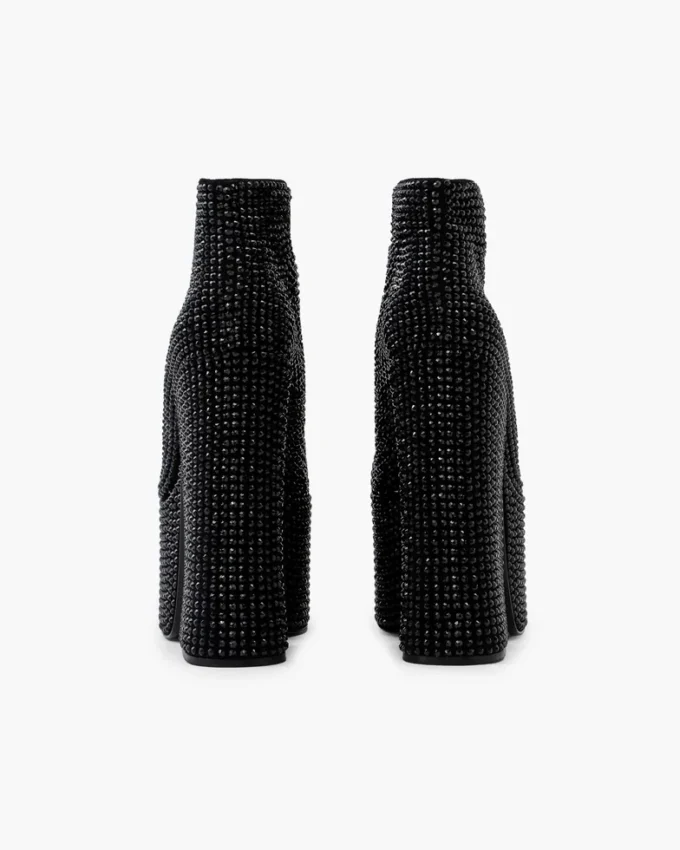 Las botas tobilleras Kiki con pedrería