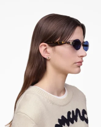 Las gafas de sol Chain