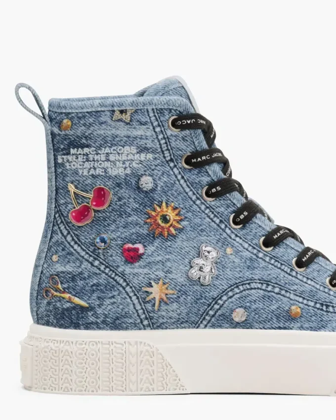 Las zapatillas altas Trinket Charm