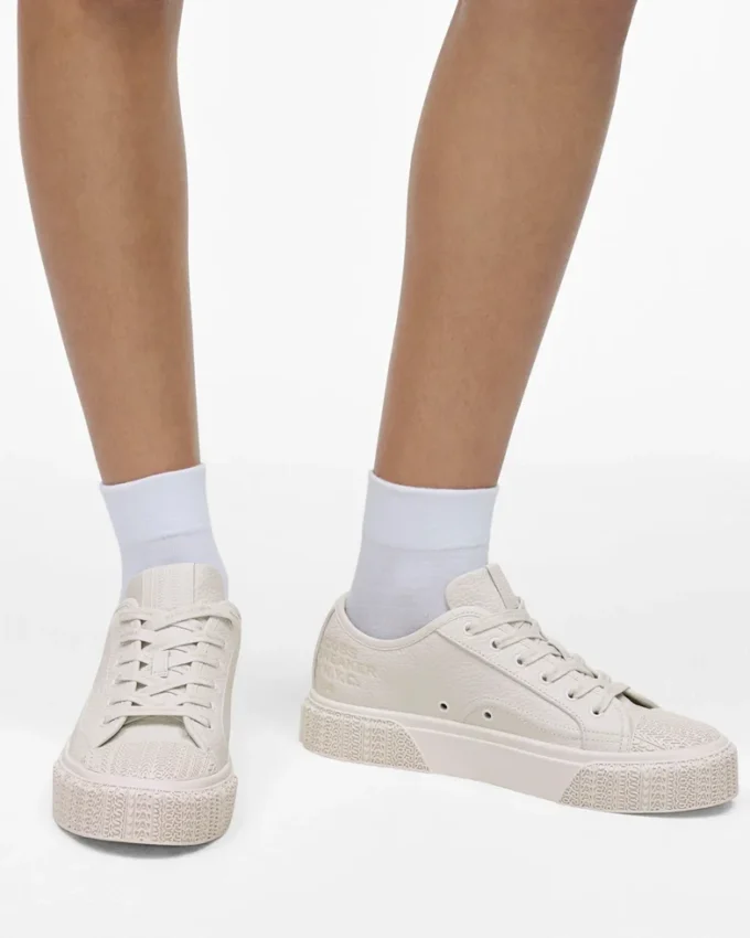 Las zapatillas de cuero