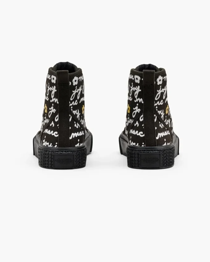 Las zapatillas de lona Marc Is Joy