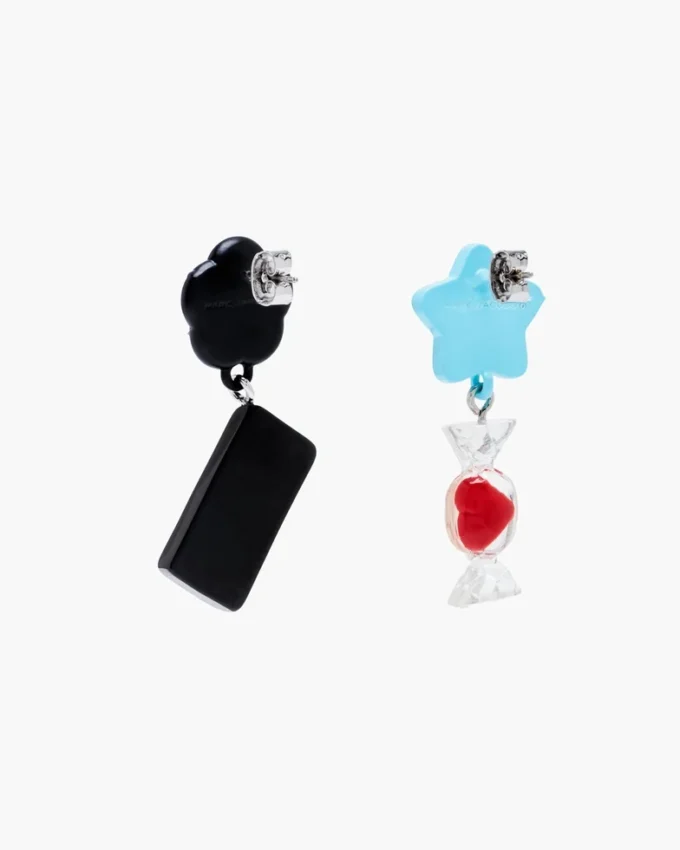 Pendientes con charms adhesivos Pendientes con charms adhesivos