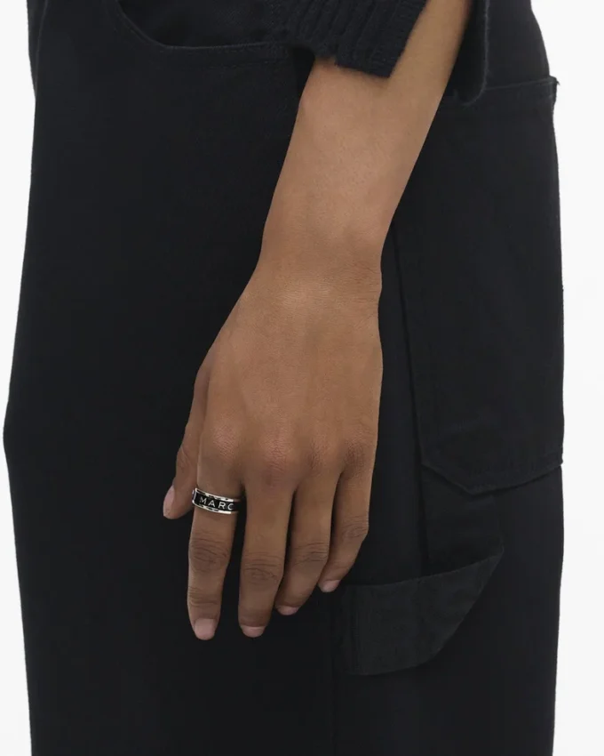 The Marc Jacobs esmaltado anillo