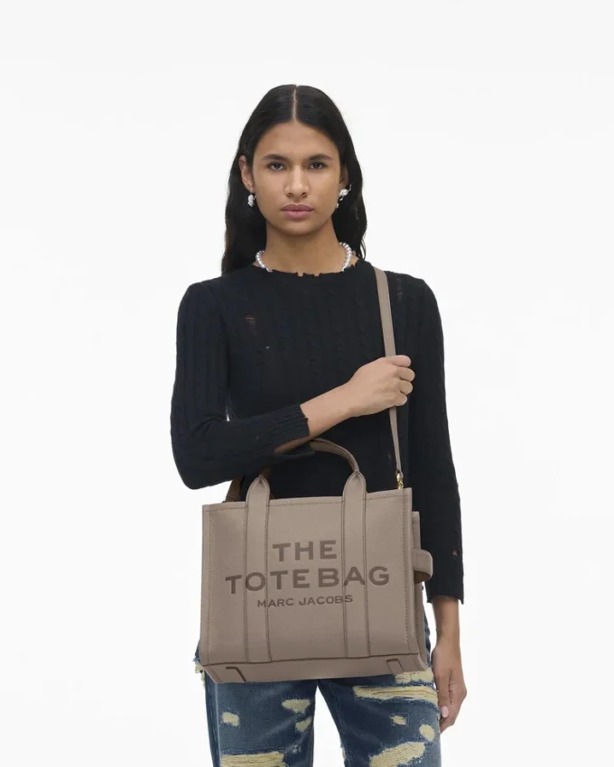 The medium Tote Bag of leather