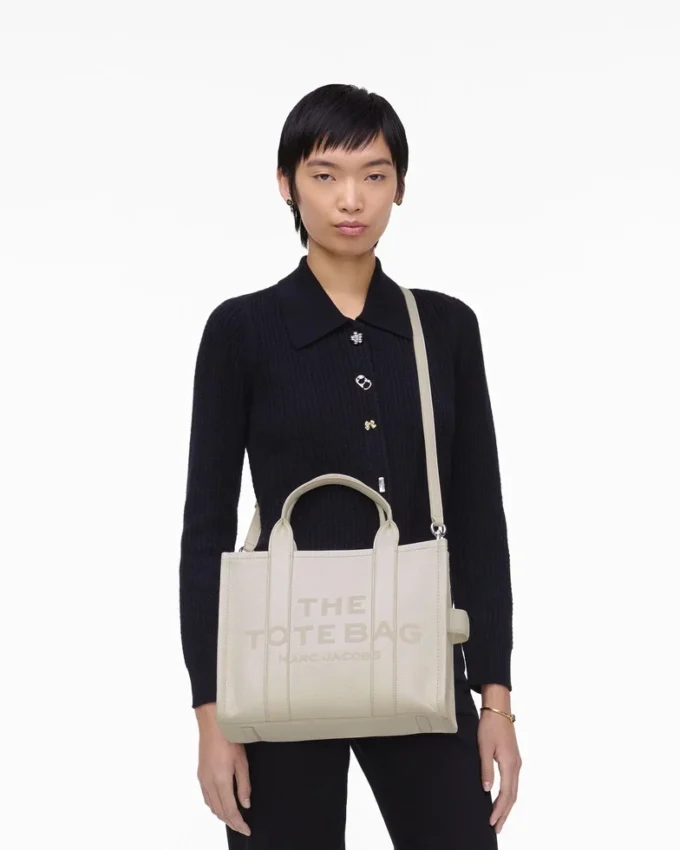 The medium Tote Bag of leather