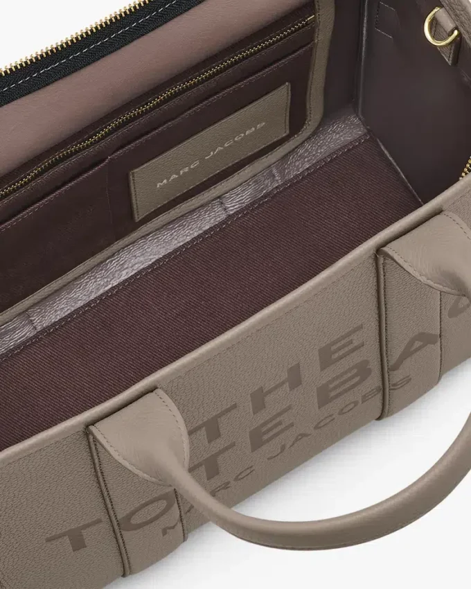 The medium Tote Bag of leather