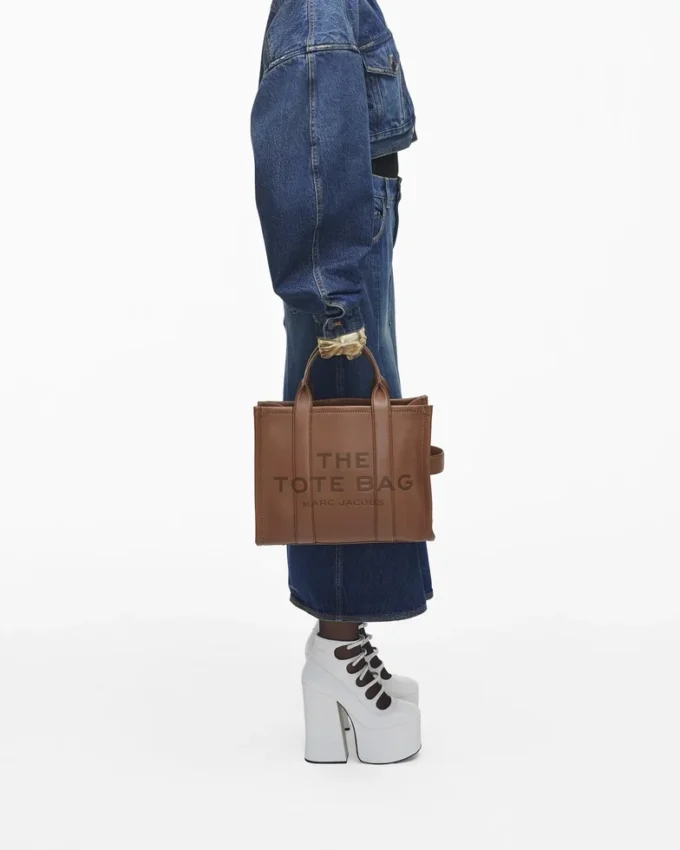 The medium Tote Bag of leather
