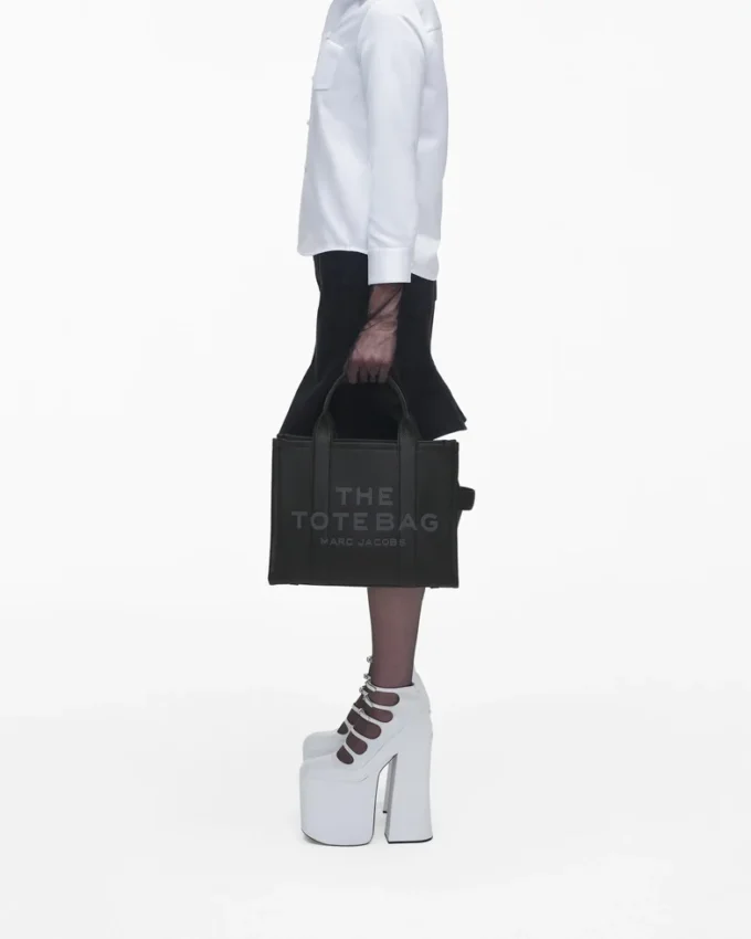 The medium Tote Bag of leather
