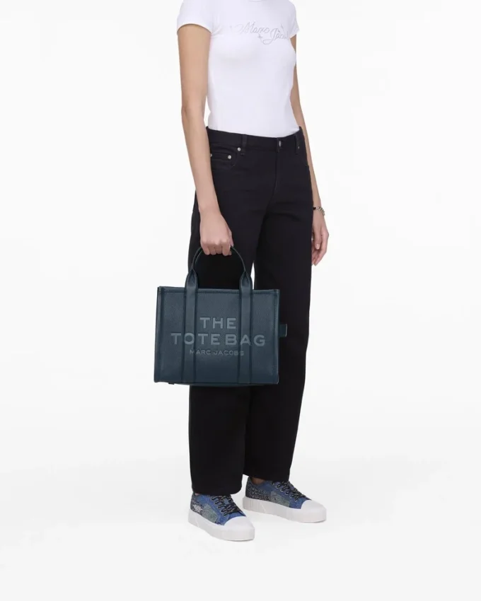 The medium Tote Bag of leather