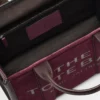 The Medium Tote Bag of suede