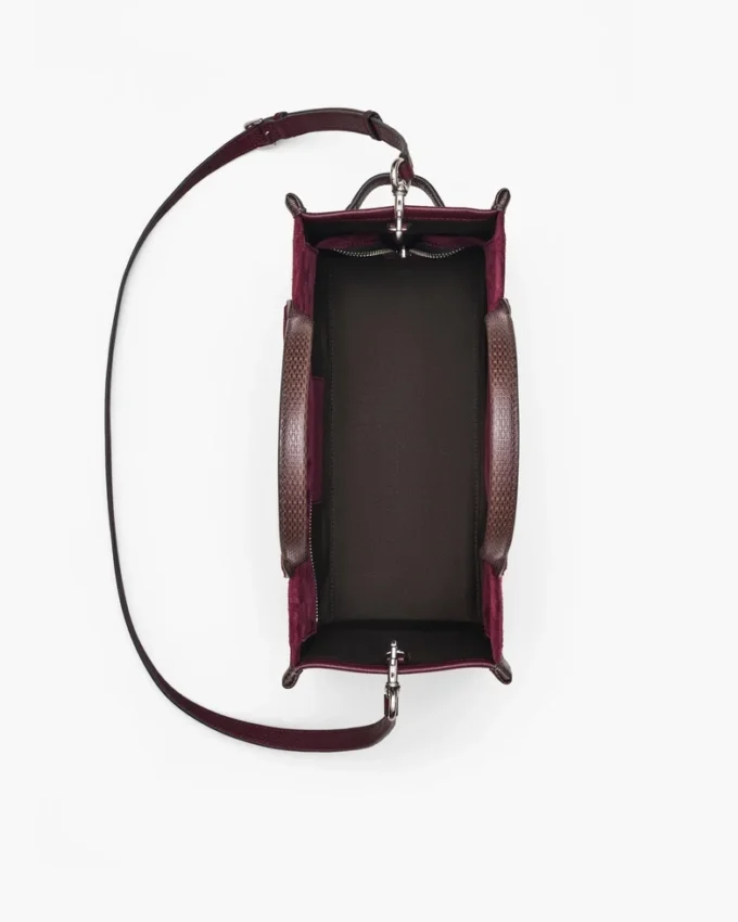 The Medium Tote Bag of suede