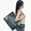 The Tote Bag grande de denim deconstruido